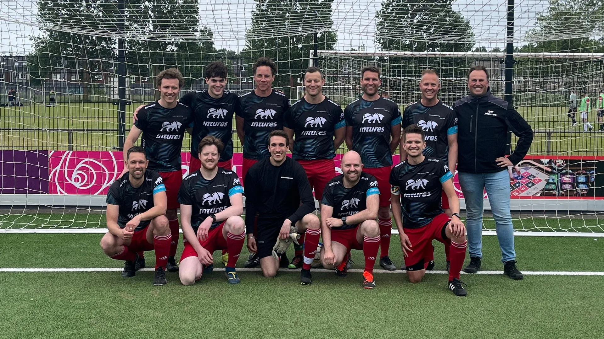 Intures in actie op het OSF2 Voetbaltoernooi!
